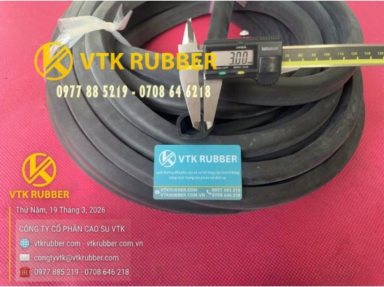Ron cao su xốp EPDM chữ D rộng 26, cao 23 x dày 3mm