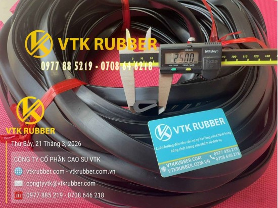 Ron cao su EPDM chữ U cao 25 x rộng 12, khe 6mm
