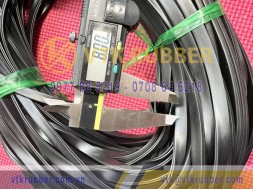 Ron cao su EPDM chữ U 4x8x1