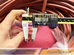 Ron silicon đỏ chữ nhật 8.2x5