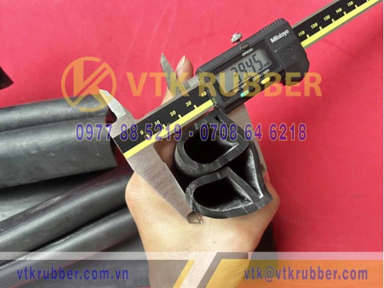 Ron cao su EPDM chữ E 50x30x3 Ron cao su EPDM chữ E 50x30x3