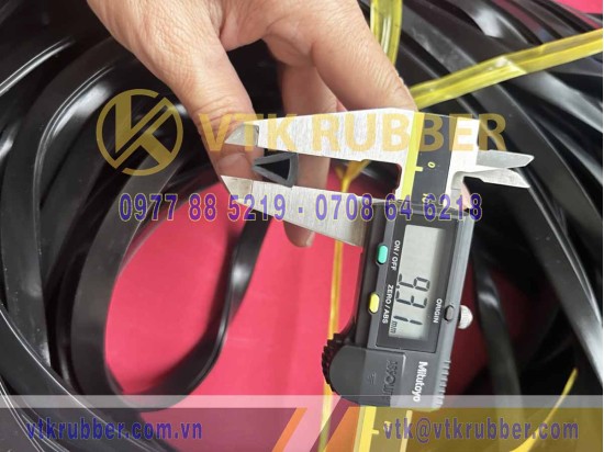 Ron cao su EPDM chữ U 9x11.5x6 Ron cao su EPDM chữ U 9x11.5x6