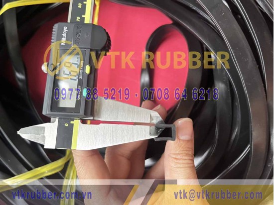 Ron cao su EPDM chữ U 9x11.5x6 Ron cao su EPDM chữ U 9x11.5x6
