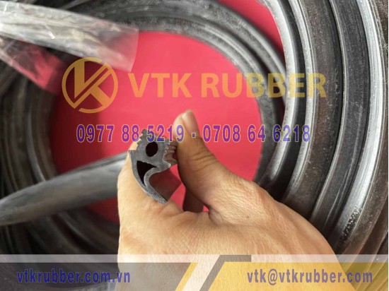 Ron silicon đen 7.4x15x22 Ron silicon đen 7.4x15x22