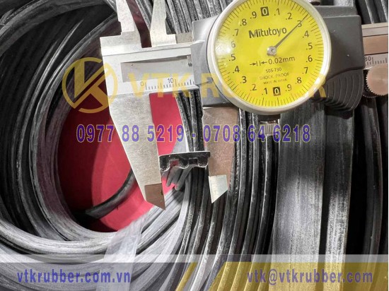 Ron silicon đen 17x5x3 Ron silicon đen 17x5x3