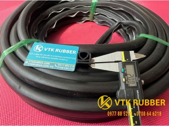 Gioăng cao su chữ E kho lạnh chống thất thoát hơi lạnh