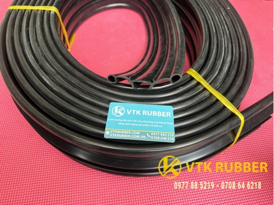 Gioăng chữ U cho cửa nhà xưởng công nghiệp