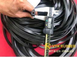 Gioăng chữ U khe 5mm cho cửa kim loại