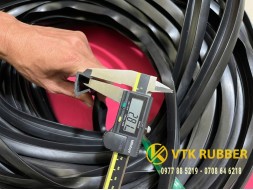 Gioăng chữ U bọc cạnh sắt chống trầy xước