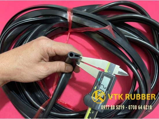 Gioăng chữ U khe 3mm bán chạy hiện nay