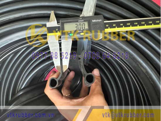 Ron cao su EPDM kho lạnh chữ U 35x49x5 Ron cao su EPDM kho lạnh chữ U 35x49x5