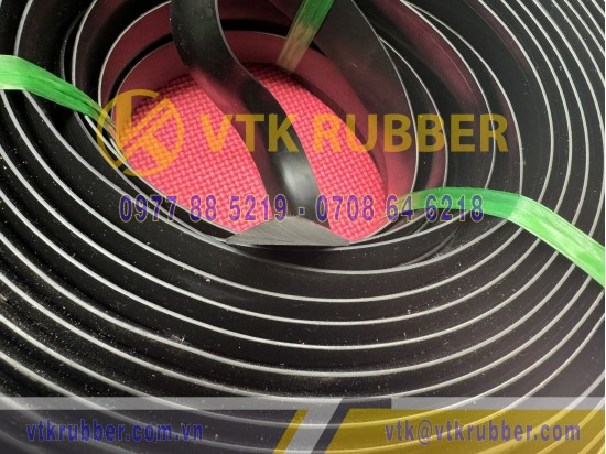 Ron cao su EPDM tam giác 6.5x30x1.5 Ron cao su EPDM tam giác 6.5x30x1.5