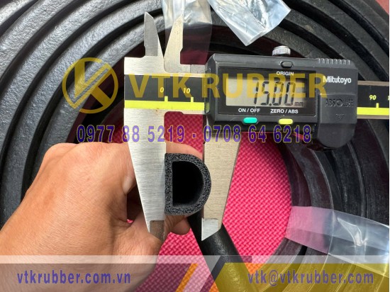 Ron cao su xốp EPDM chữ D 20x15x2.5 Ron cao su xốp EPDM chữ D 20x15x2.5