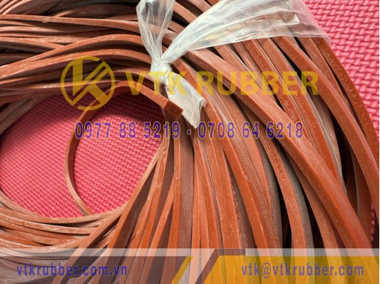 Ron silicon đỏ chữ nhật 7.7x3.9 Ron silicon đỏ chữ nhật 7.7x3.9