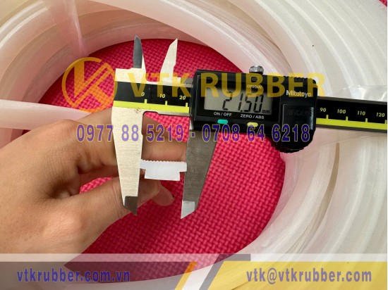 Ron silicon trắng chữ T 21.5x8.3x15.7 Ron silicon trắng chữ T 21.5x8.3x15.7