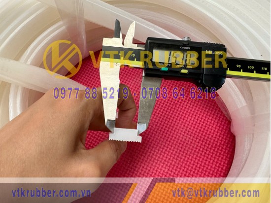 Ron silicon trắng chữ T 21.5x8.3x15.7 Ron silicon trắng chữ T 21.5x8.3x15.7