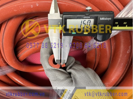 Ron silicon xốp đỏ chữ D 20x23x5.6 Ron silicon xốp đỏ chữ D 20x23x5.6
